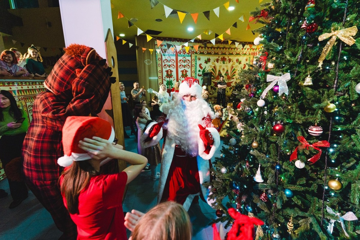    В Ханты-Мансийском театре кукол подготовили новогоднюю сказку для больших и маленьких