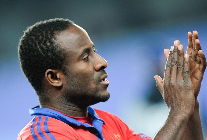 Экс-нападающий команды ЦСКА Сейду Думбия. Обложка © РИА Новости / Александр Вильф