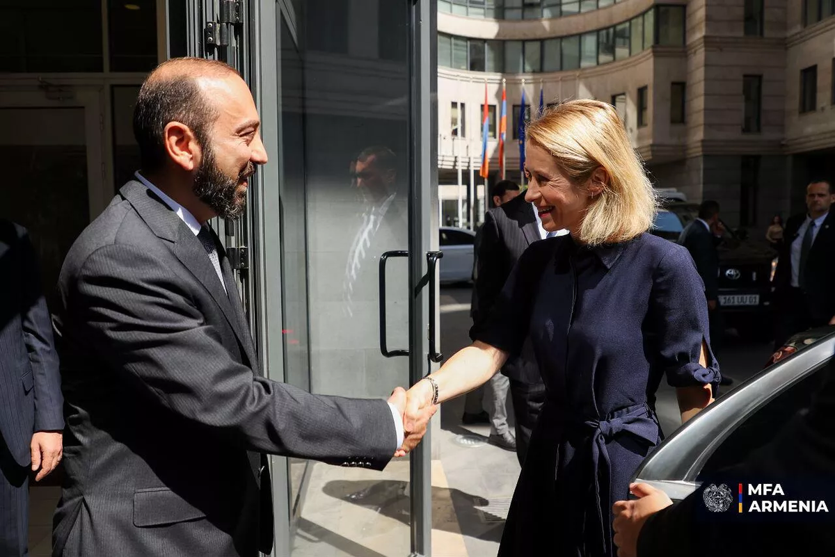 © Photo : press office of MFA of RA