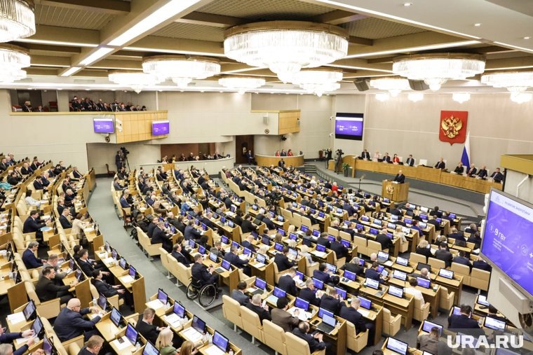     По новому законопроекту будут приостанавливаться операции лиц, находящихся в розыске