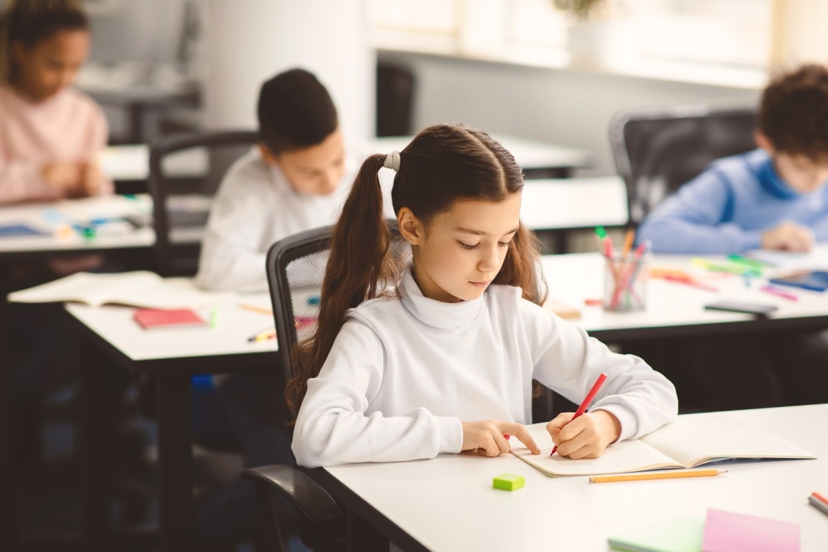 Prostock-studio / Shutterstock / FOTODOM📷Цель инклюзивного образования — включение всех людей, независимо от их возможностей в полноценную жизнь в обществе наравне со всеми