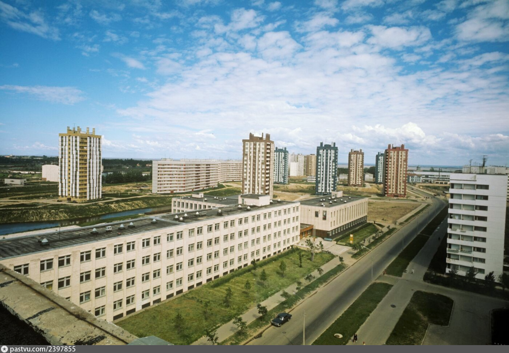  1978 год. Вид на улицу Пионерстроя