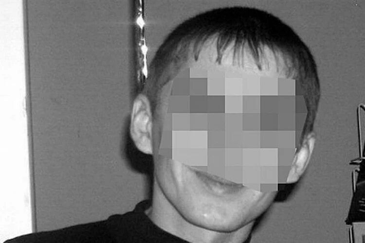 Евгений уверен: если бы он в тот день был дома, сумел бы остановить друга. На фото - хозяин квартиры. Фото: соцсети.