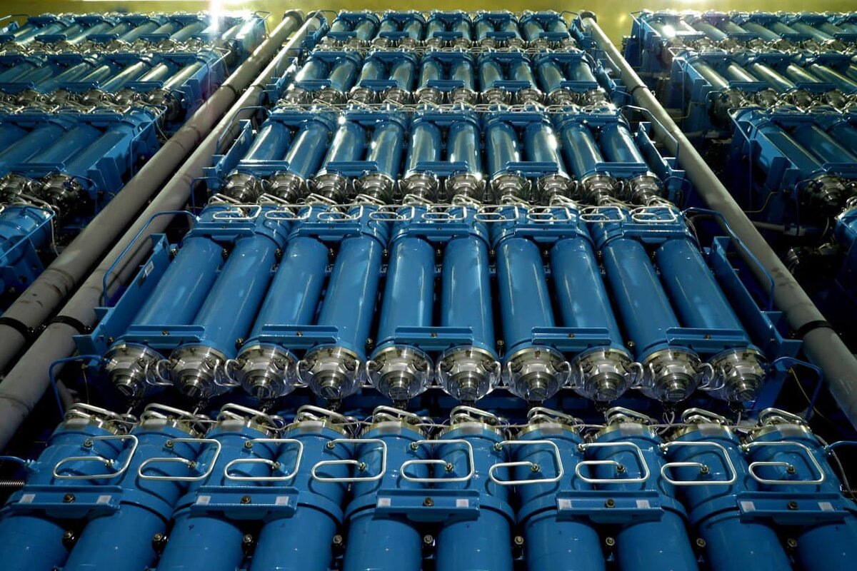   Урановые стержни изготовленные на предприятии Росатома