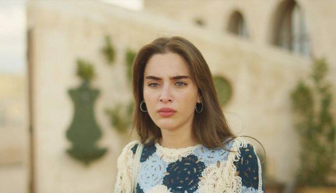 Стоп кадр из сериала «Далёкий город»