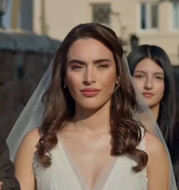 Промо к новой серии сериала «Далёкий город»