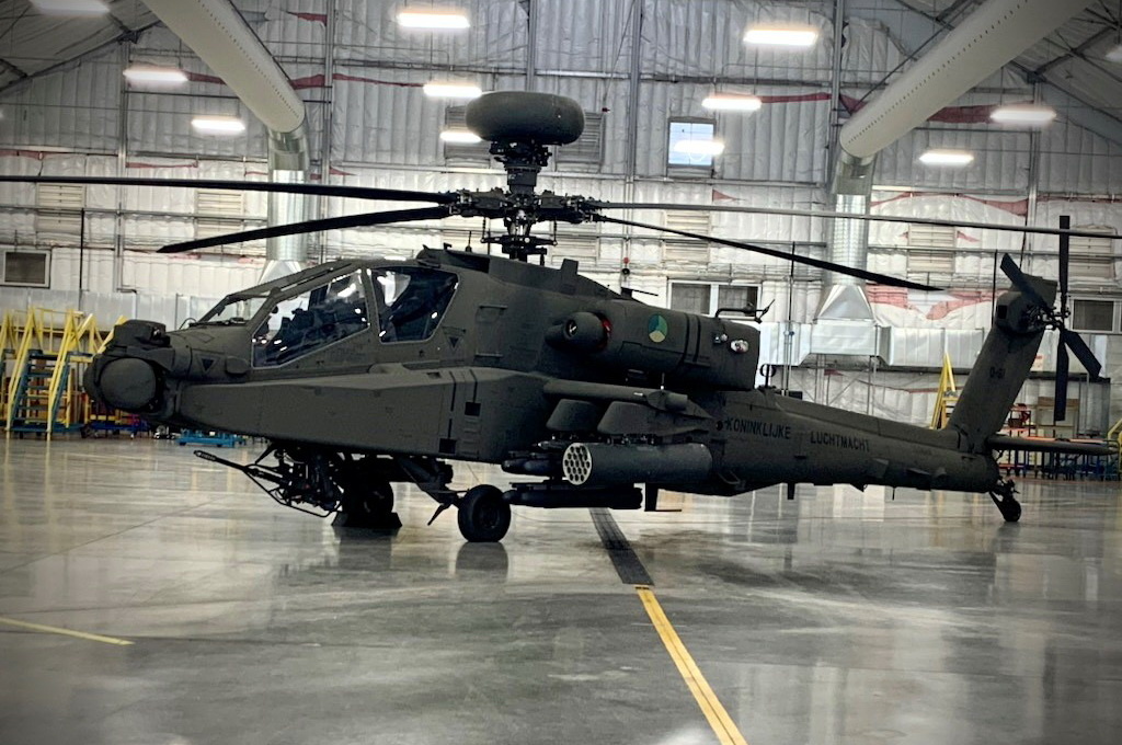 AH-64E. Фото Boeing