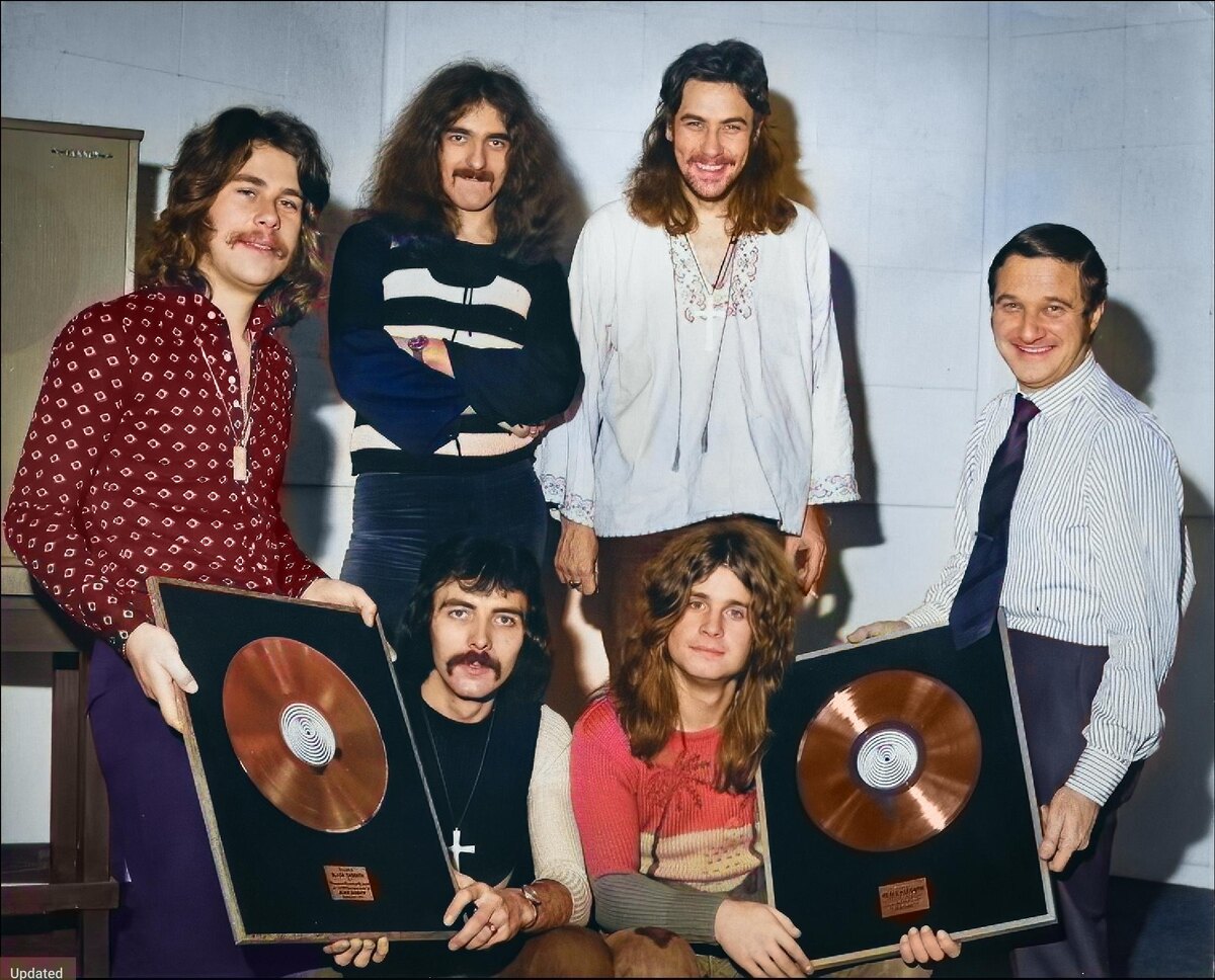 Black Sabbath и Патрик Миэн (слева с усами). Фото из открытых источников.