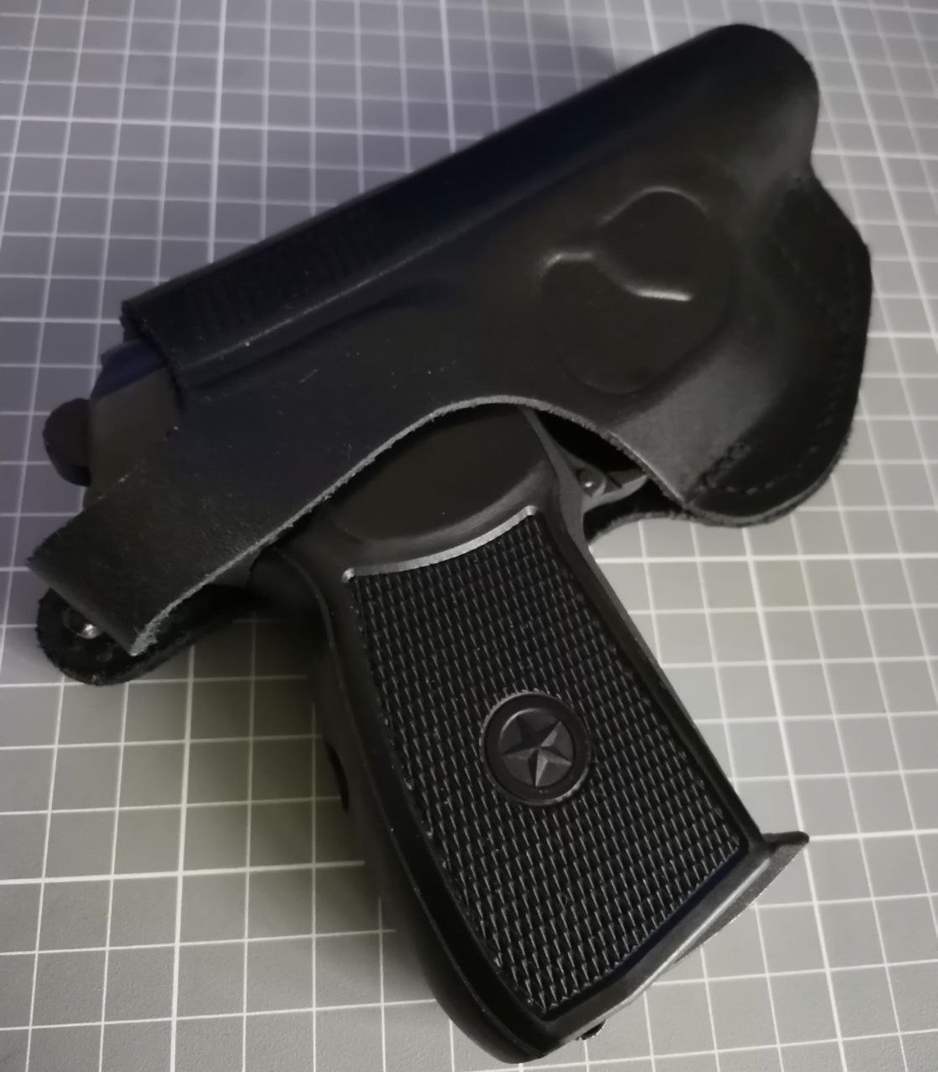 Куплена новая кобура, но пистолет в неё не лезет