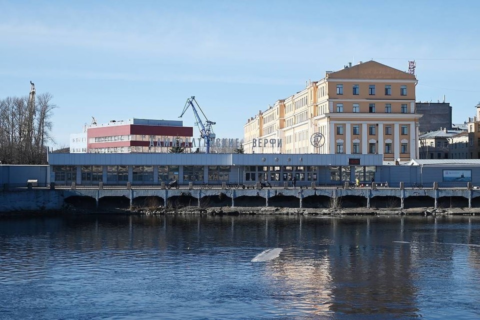    Вместо завода появится концертный зал. Алексей БУЛАТОВ