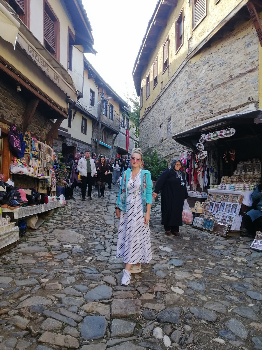 Деревня Джумалыкызык: Автор на одной из улочек