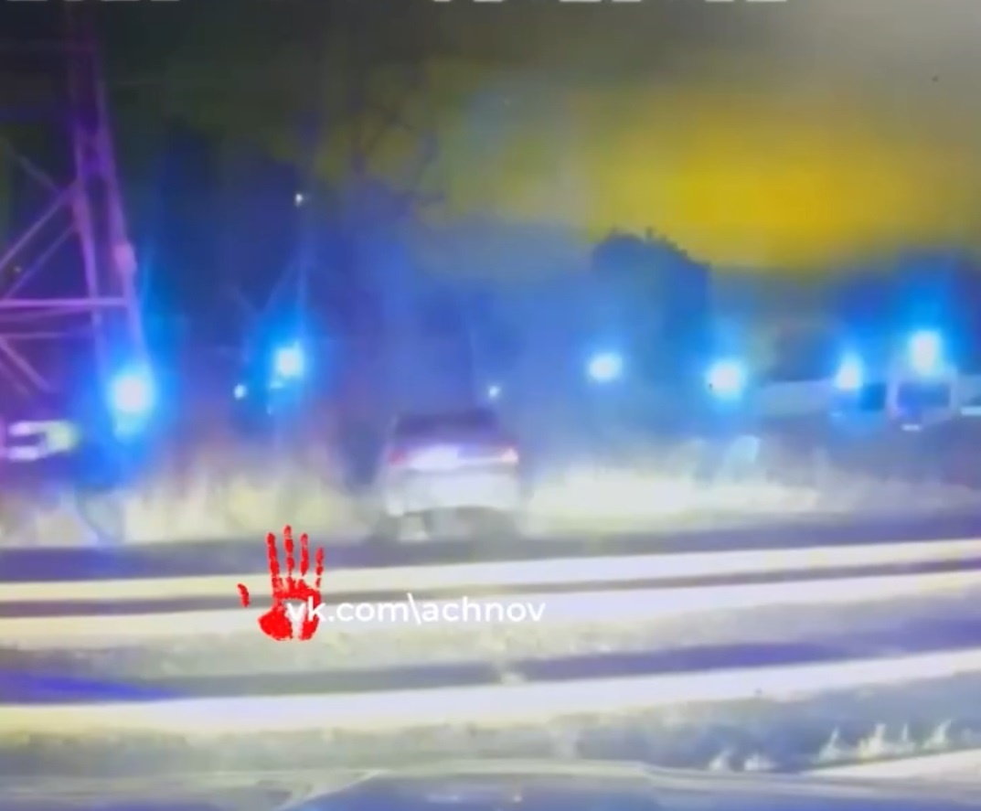Кадр с регистратора дорожных полицейских