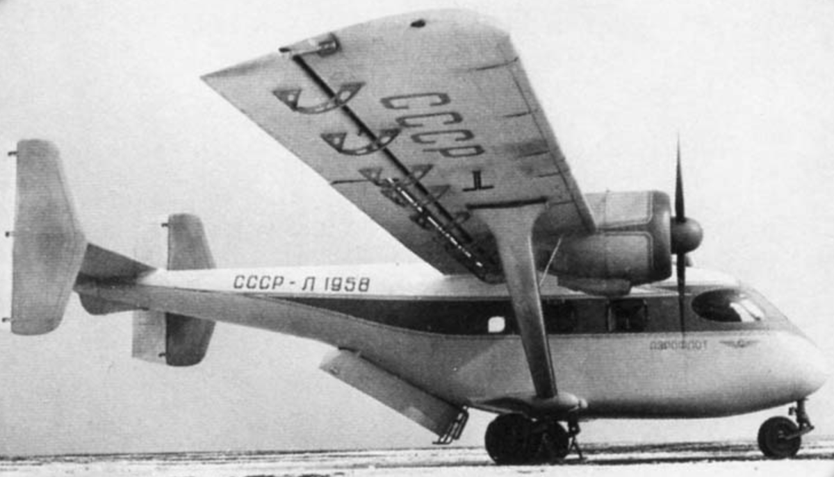 Первый опытный Ан-14. Источник авиару.рф