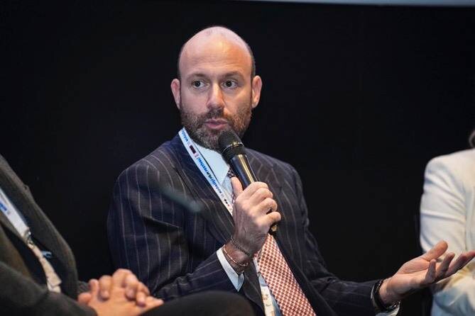 Онур Гювентам, фото из открытых источников интернета 