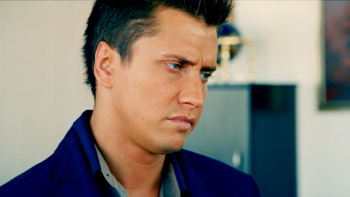 Кадр из трейлера сериала «Мажор»