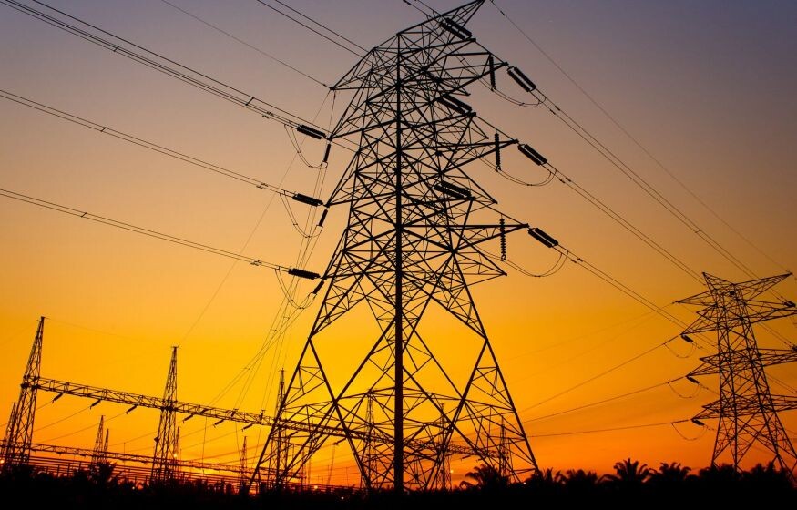    По всей стране собираются поднять тарифы на электроэнергию, чтобы компенсировать долги Северного Кавказа