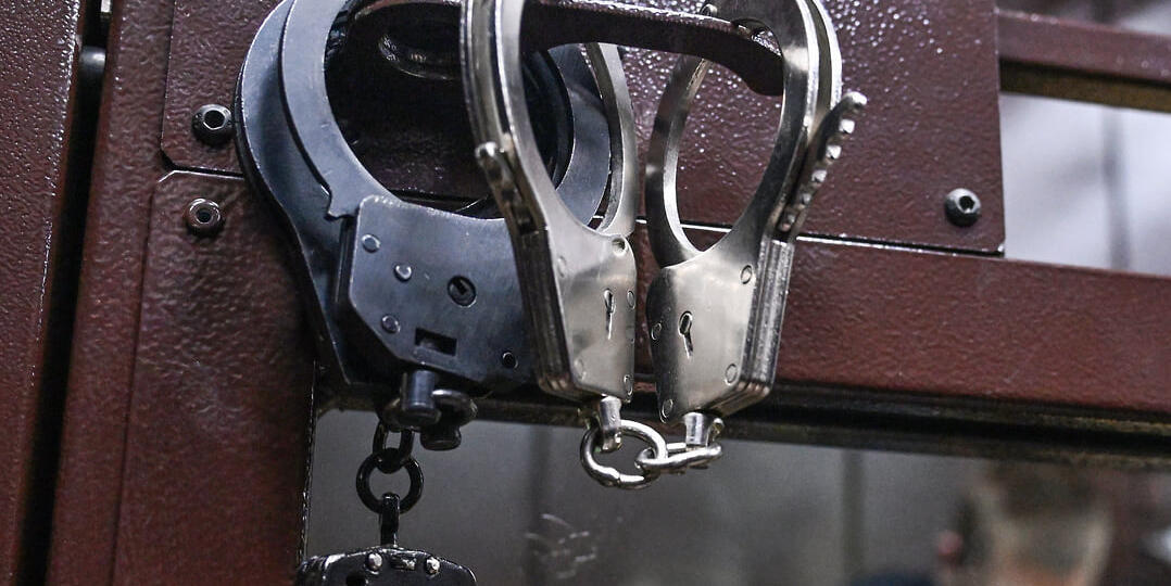 Полицейский оказался террористом