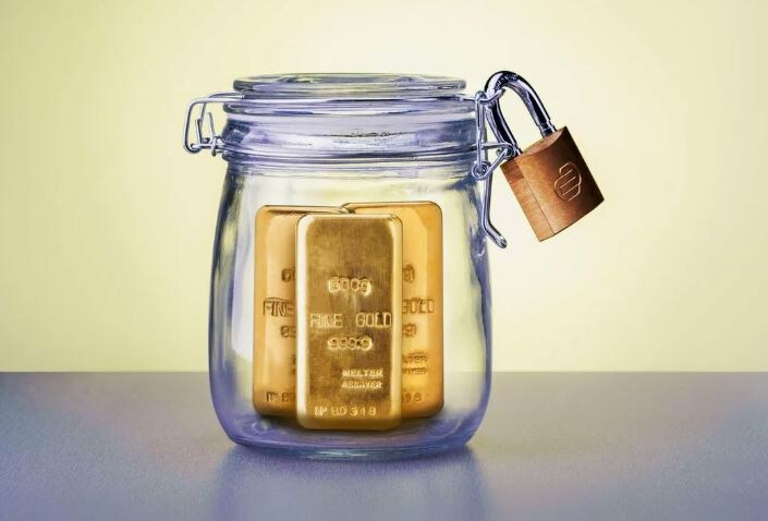 "Золото - 10%, валюта - 15%, акции и облигации - 58%..." - знакомый финансист помог собрать правильный инвестиционный портфель на 2026 год