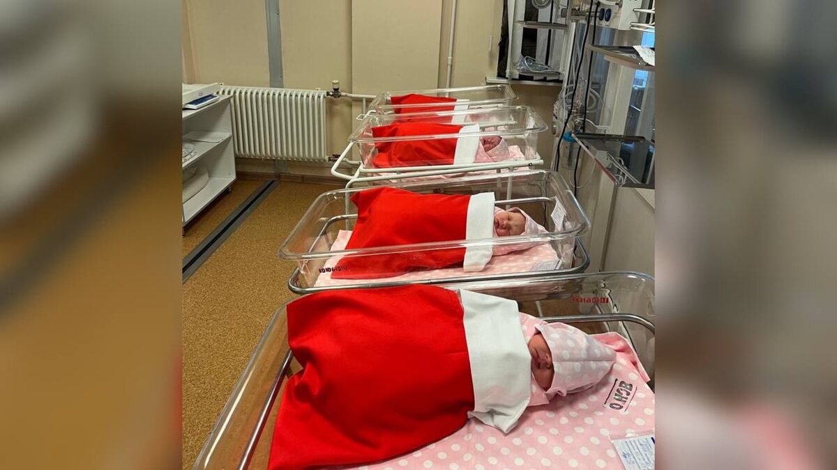    В последнем осеннем месяце в Курском ОПЦ на свет появилось 357 новорожденных