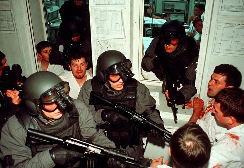 Ночь, когда ФСБ штурмовала... роддом: операция «Пелёнка» и подпольный завод новорождённых