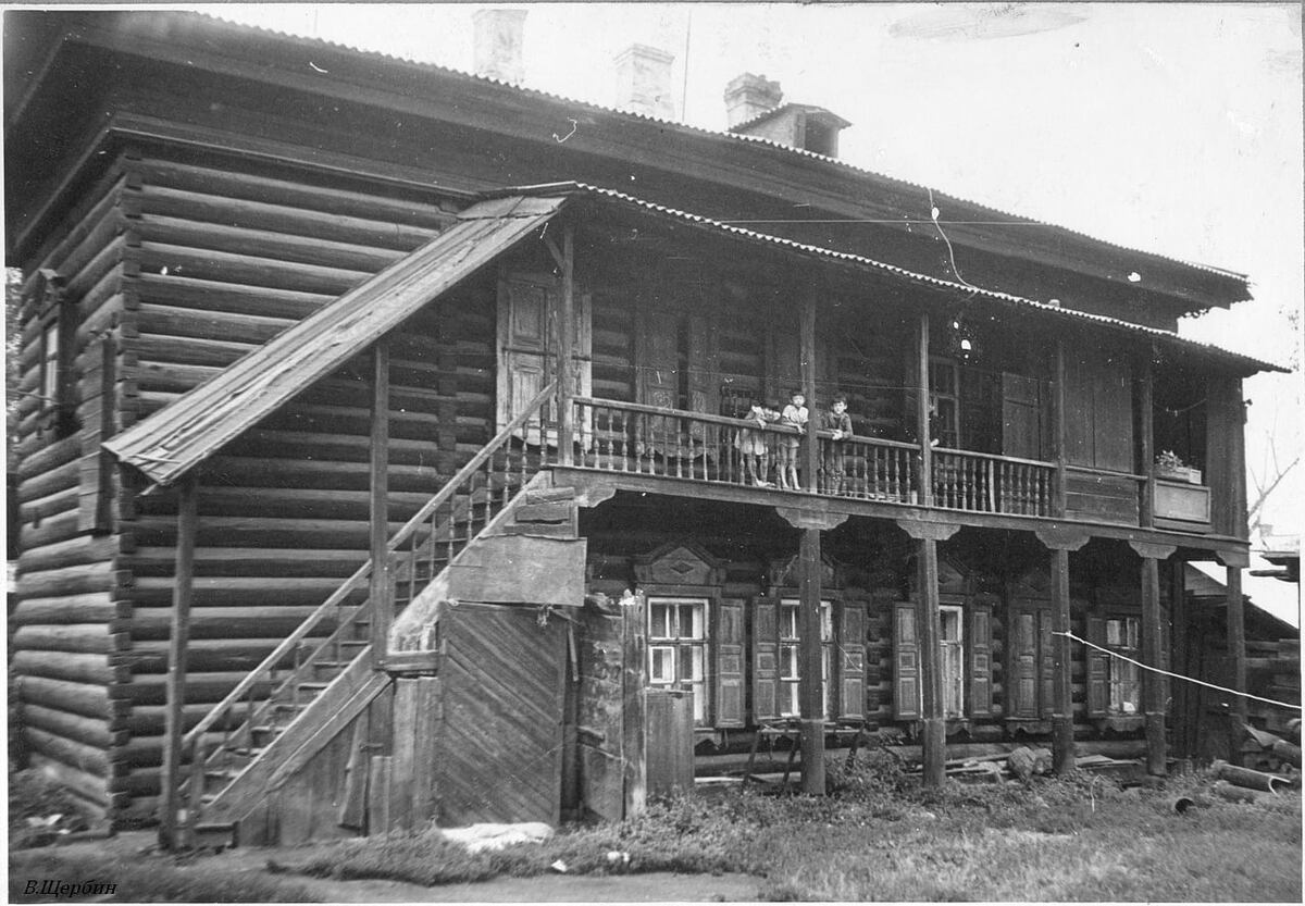 Это снимок Валерия Трофимовича Щербина - дом на Партизанской...