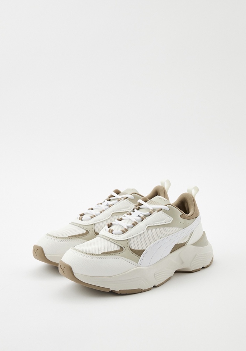 Бежевые кроссовки