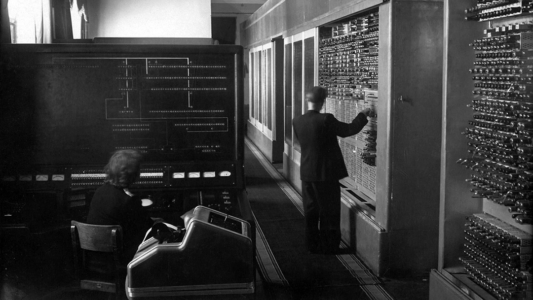 Пульт и основные стойки БЭСМ Академии наук СССР