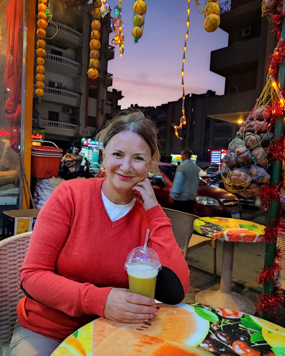 В соковых лавках есть тростниковый сок