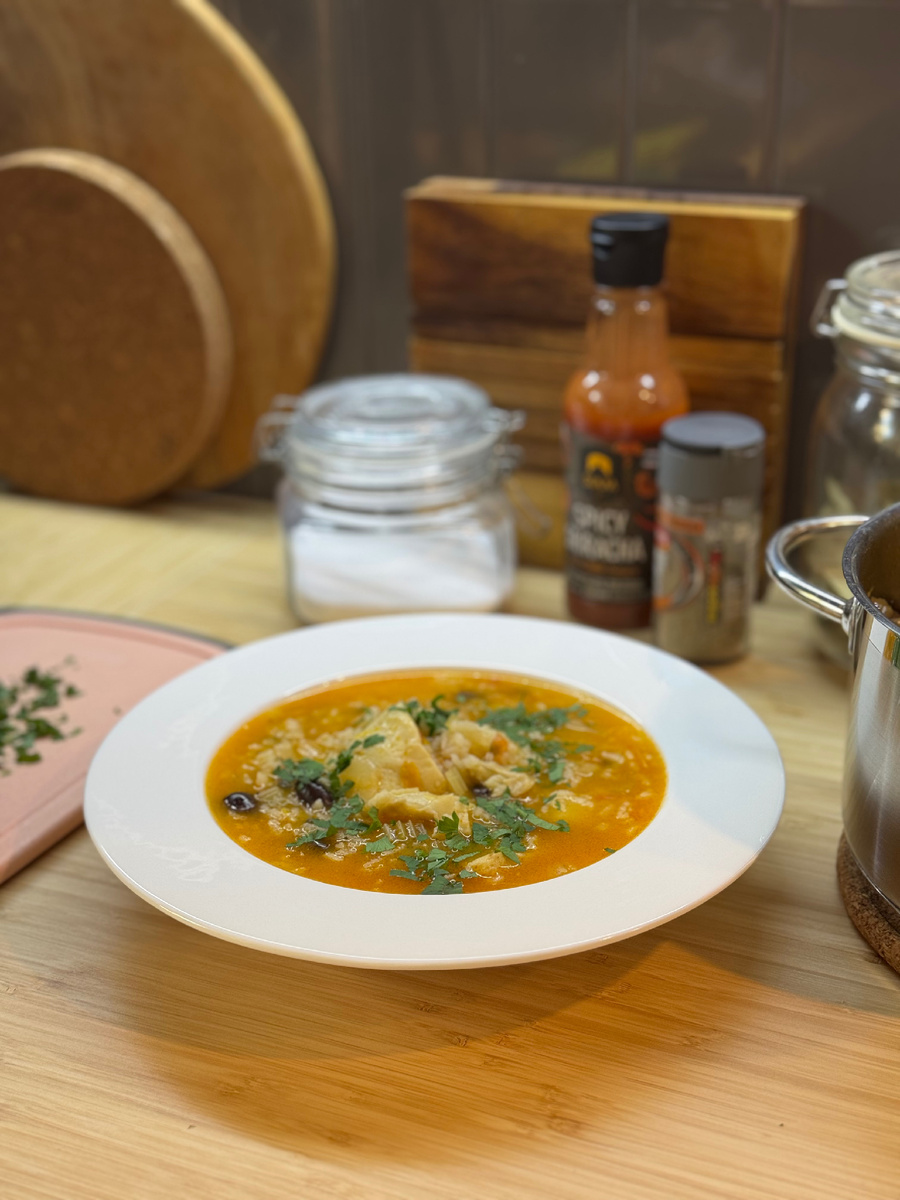 Обед. Рыбный суп по-веракрусски и тост 