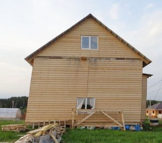 Вот такие проблемы наблюдаются у каркасных домов не то что часто. а очень часто