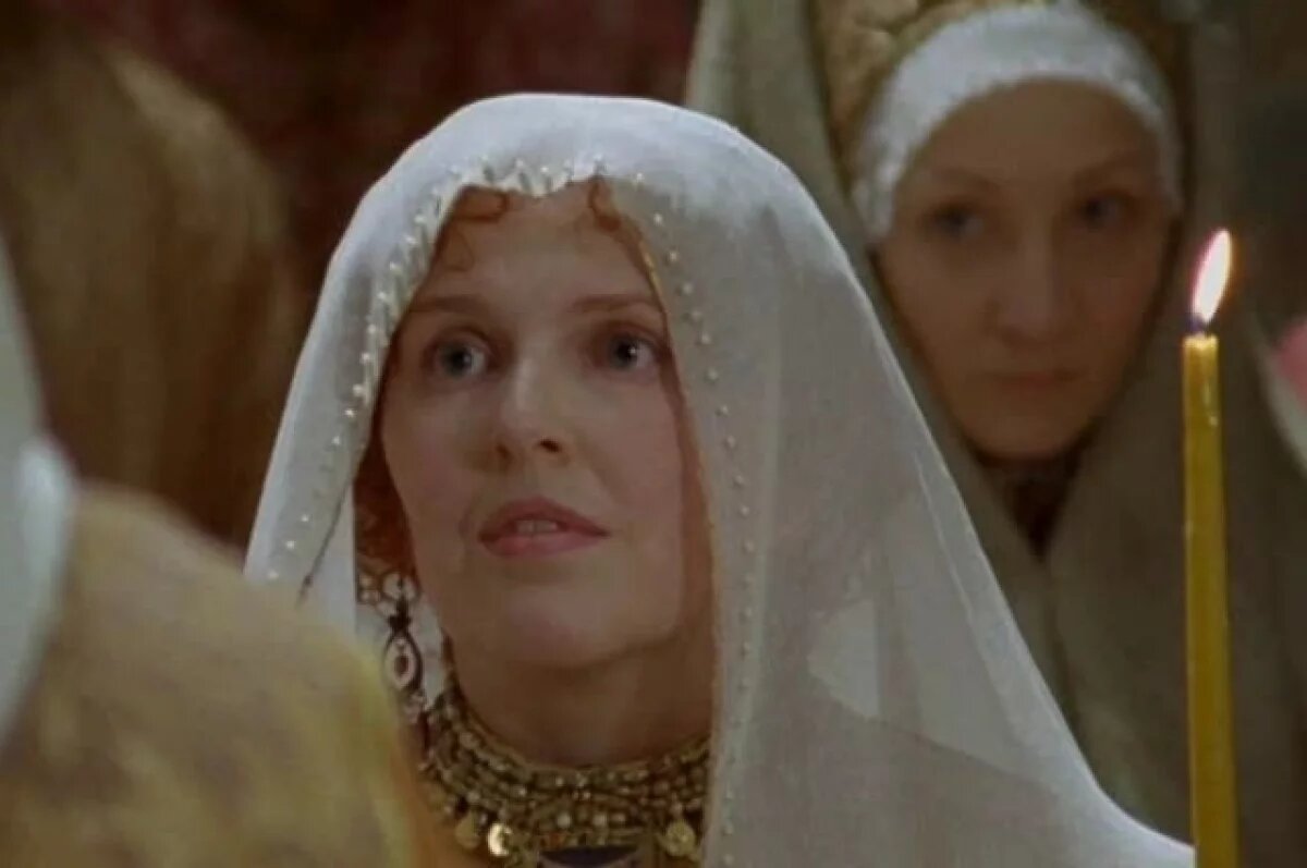    Зоя Кайдановская рассказала, как мама Евгения Симонова учила ее рыдать