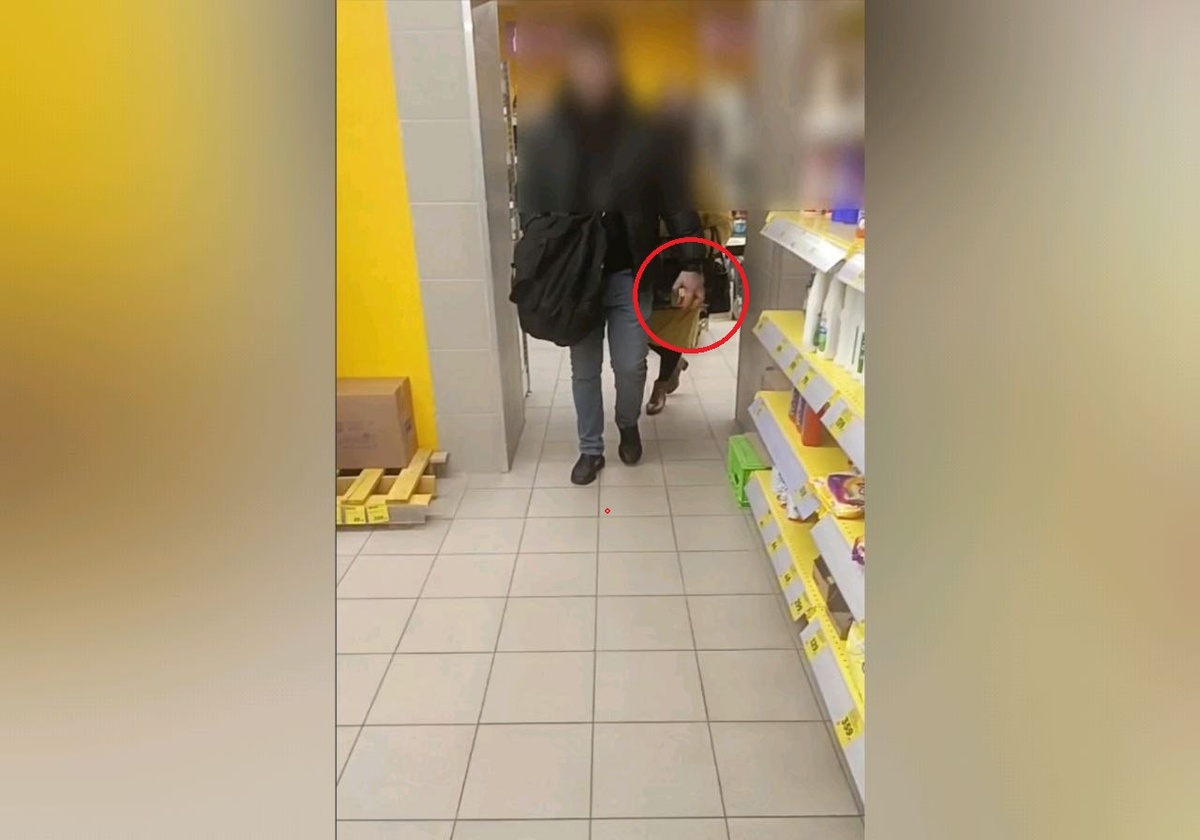     Фото/видео: тг-чат "Вачаган блогер фанат Юрия Шатунова"