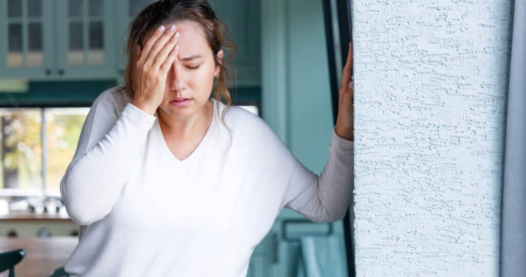 Инсульт — это не про возраст: как распознать удар у молодых и почему реабилитация начинается с первой минуты