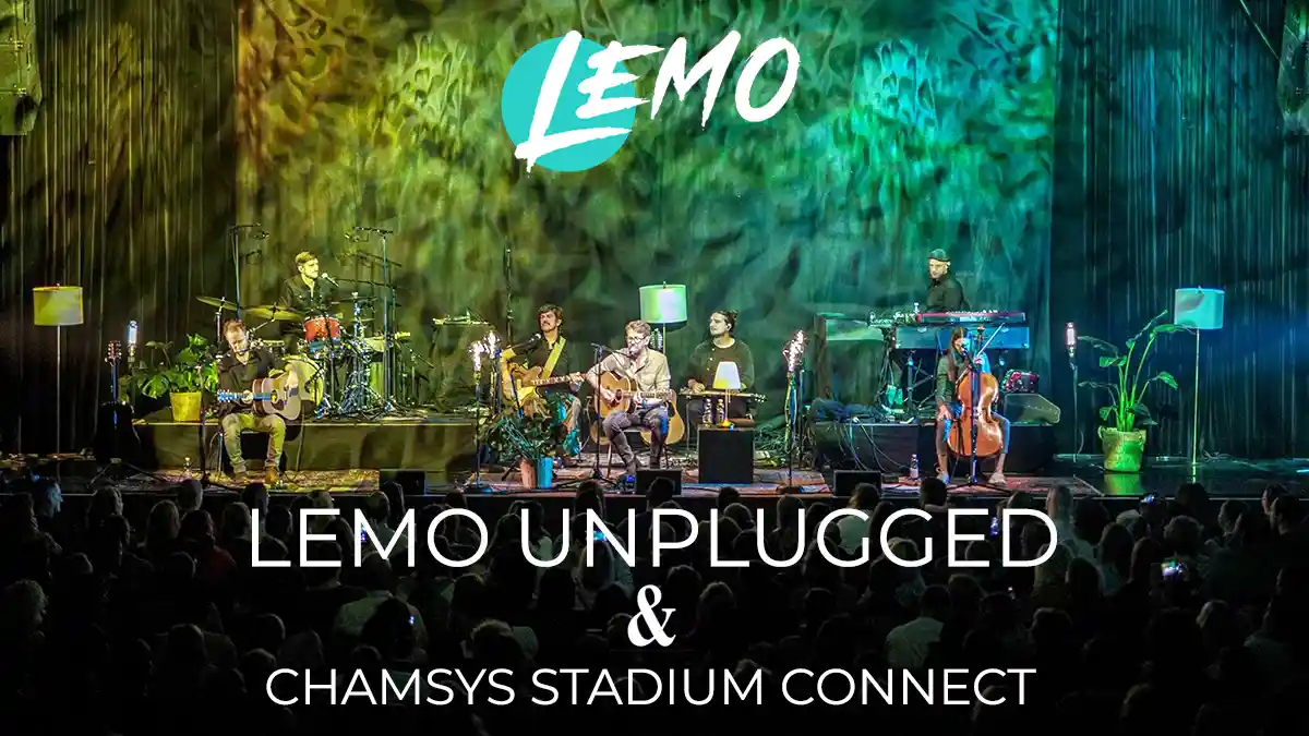 Грац, Австрия — LEMO сегодня считается одним из самых известных австрийских артистов, однако, как отмечает Никлас Фукс, по характеру он скорее напоминает «спокойного музыканта из соседнего дома». Эта открытая манера общения хорошо передана в туре LEMO Unplugged, где оформление сцены намеренно построено по принципу домашнего интерьера.