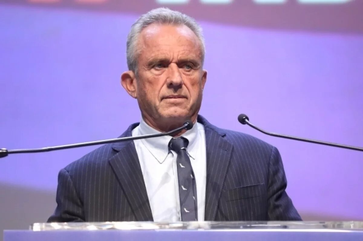    Журналистка Нуцци: Кеннеди-младший втайне от супруги принимал наркотики