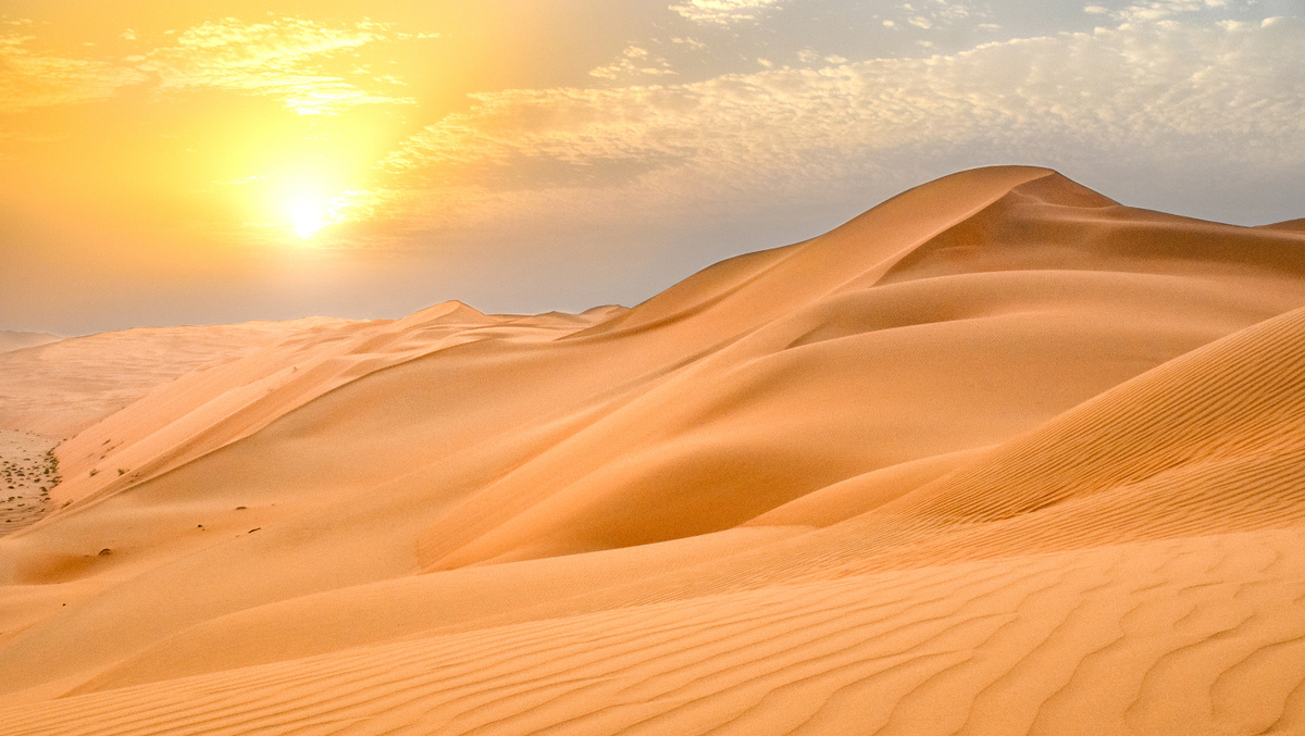     Фото: Nate Hovee/Shutterstock/FOTODOM Столбик термометра часто преодолевает отметку в +45 °C