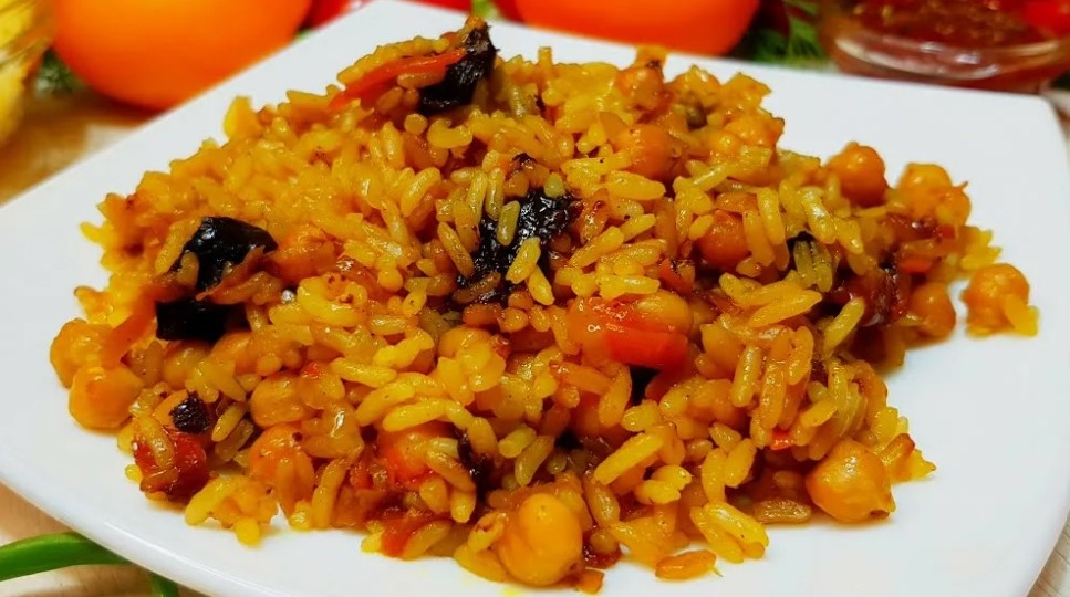 Когда мастер в отъезде — беру свою жаровн и готовлю плов, который не стыдно подать гостям