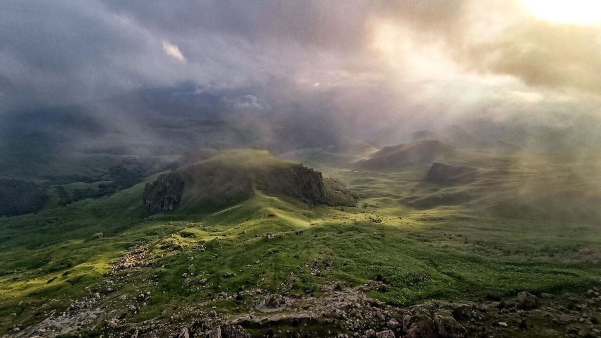 Вот таким кадрам будут завидовать все, кто любит природу и походы