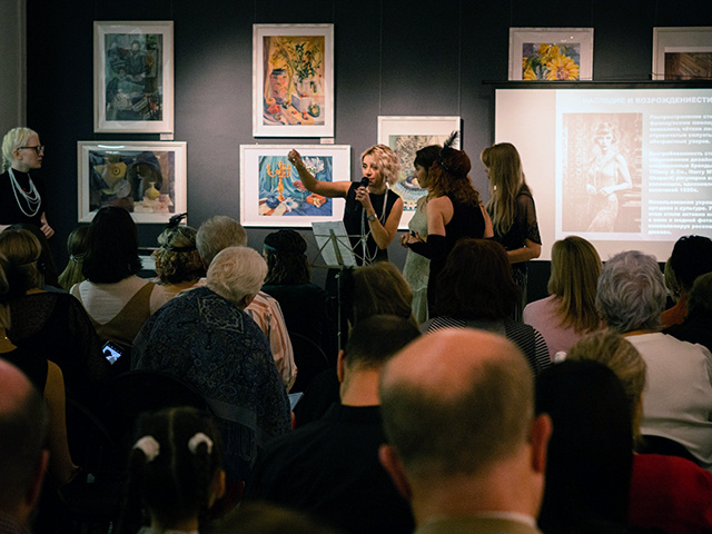 «Из 20-х в 20-е»: в Твери состоялся элегантный интеллектуальный модный ретро-показ