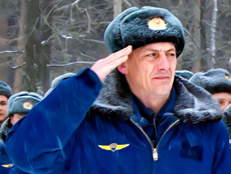   Александр Антонов в период службы в ВКС РФ.