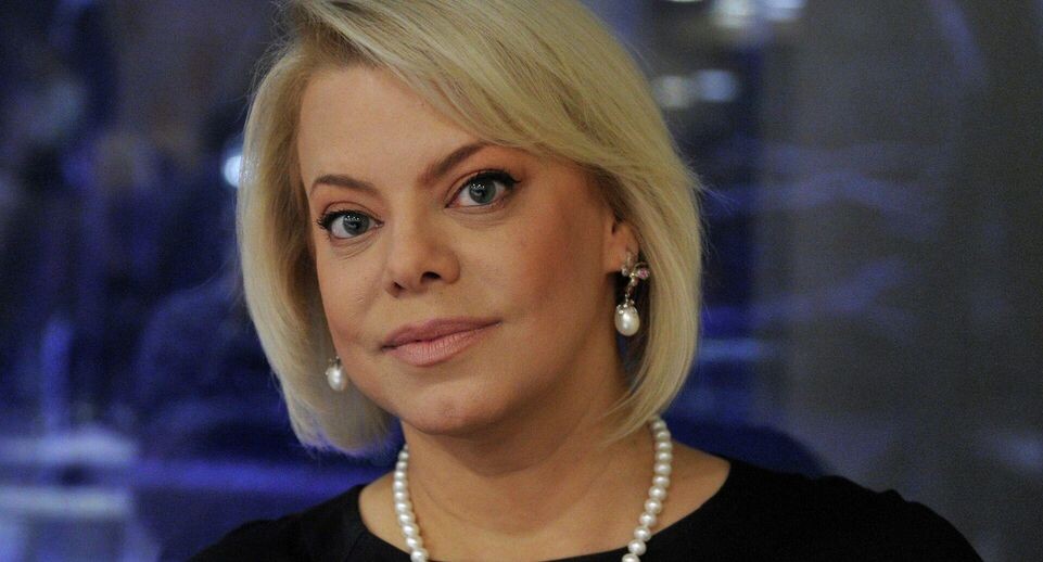 «У нас не верховенство блата»: Поплавская предложила вступившемуся за Долину шоу-бизу скинуться Лурье на квартиру