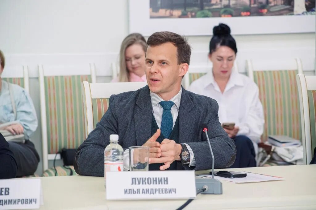 Илья Луконин подчеркнул, что частные клиники готовы взять на себя часть нагрузки госмедицины // Фото: Эксперт Юг