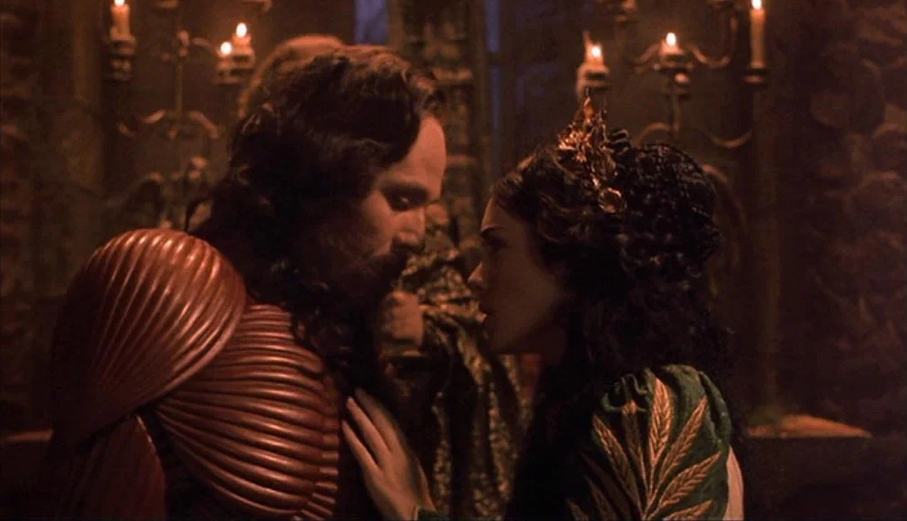 Дракула любил свою жену, Эльжбетту...