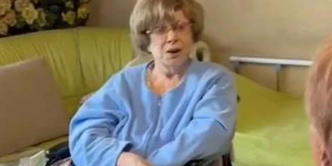 Что с ней случилось? Почему Эдита Пьеха передвигается в коляске и стала затворницей в 88 лет. Как она живет сейчас