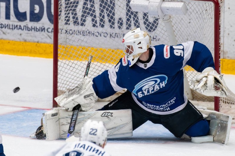     Фото ХК «Буран»