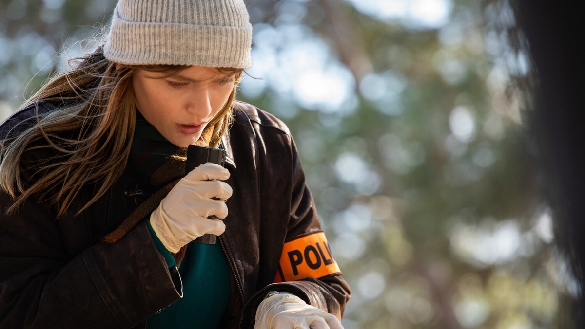 Кадр из мини-сериала «Пропавшие девушки со станции», 2025 год, режиссер Вирджиния Совёр