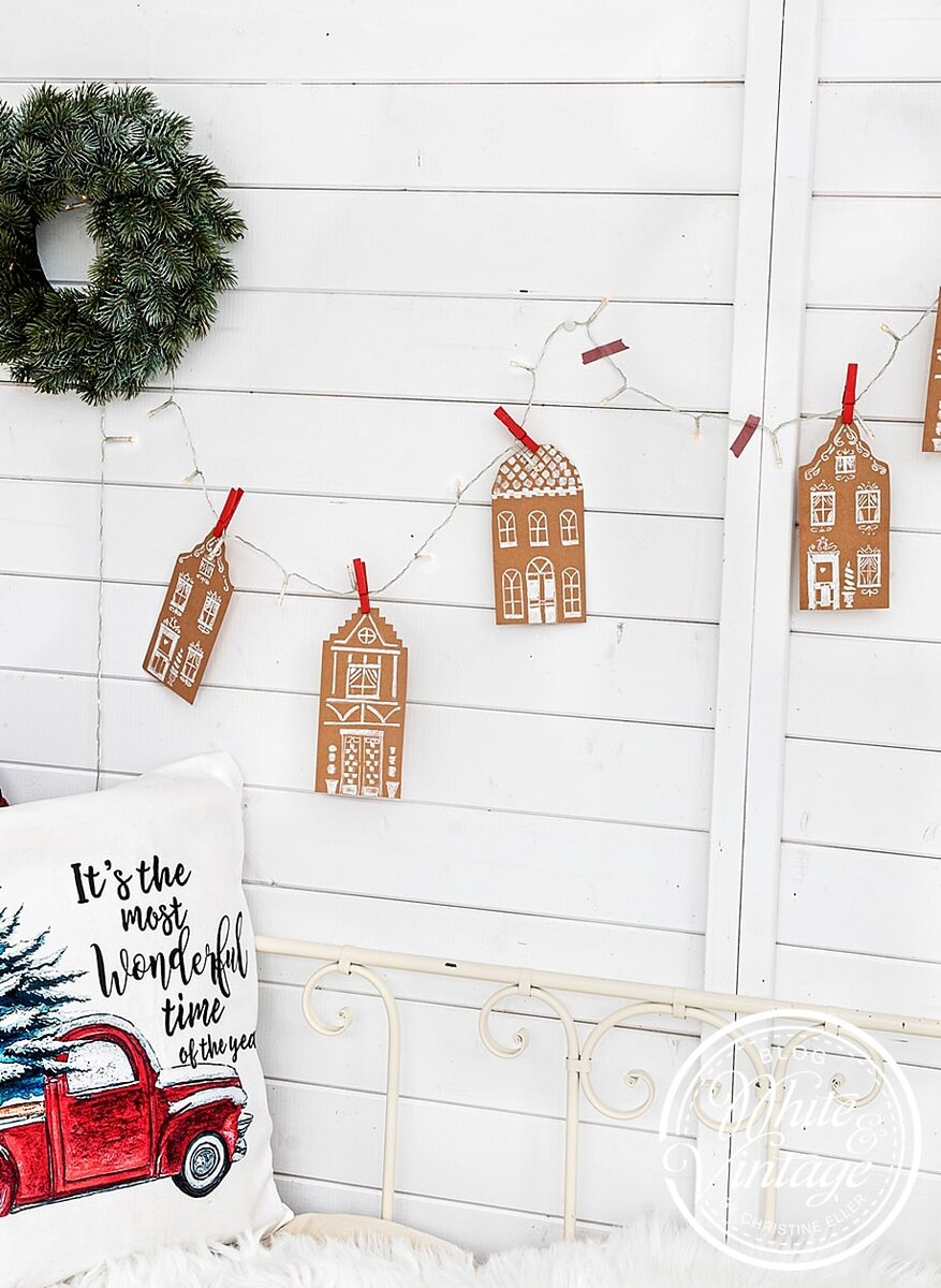 Гирлянда из пряничных домиков