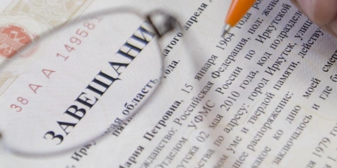 "Он любил мою сестру, а меня - нет, как бы я не старалась!" Почему отец завещал дом младшей сестре, а мне оставил только долги?