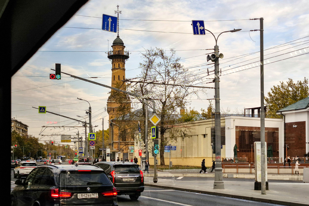 Пример вида из окна трамвая