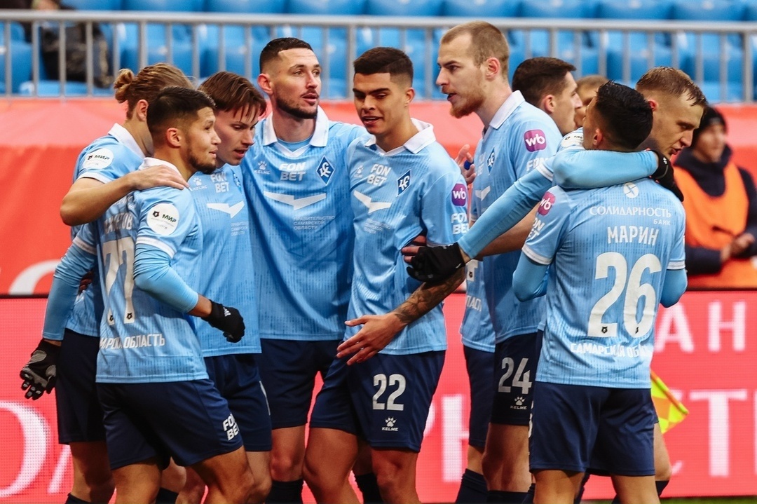    ФК «Крылья Советов»